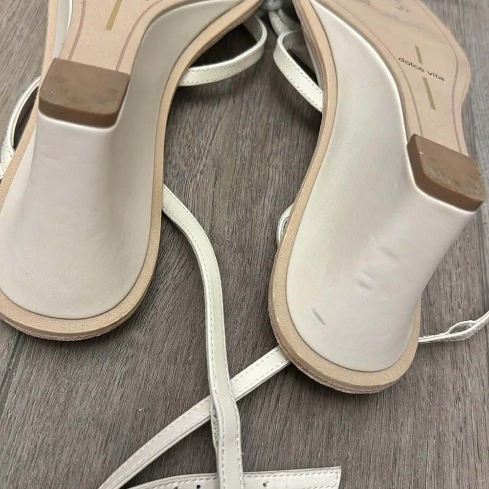 NEW! Dolce Vita Gemini Ankle Strap Wedge Sandal in Ivory - Size 10 🚙